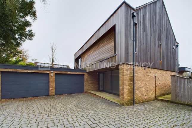 Detached house to rent in Burnett Close, Winchester