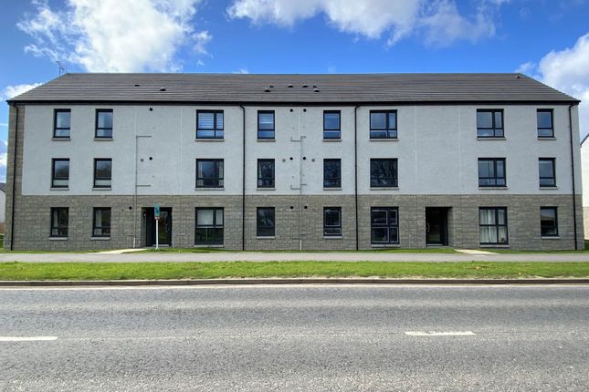 Thumbnail Flat for sale in Drummossie Road, Stratton, Inverness