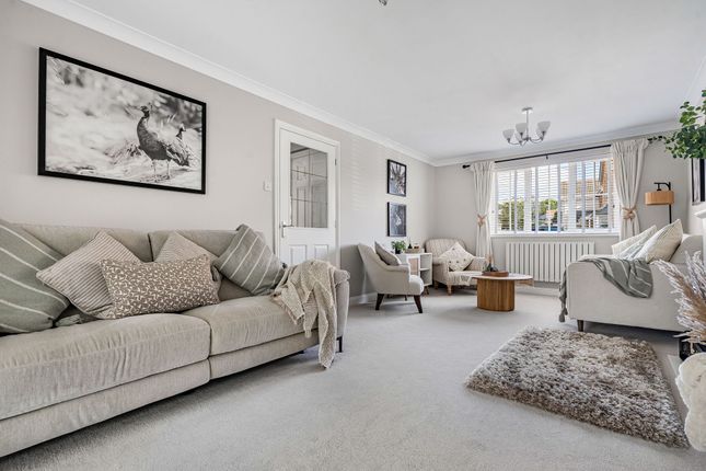 25 Chantry Close, Cambridge photo 4