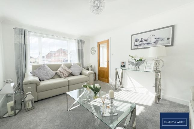 16, Japonica Drive, Merthyr Tydfil photo 2