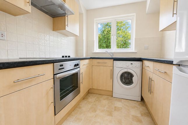 44, Hanstone Close, Gloucestershire photo 3