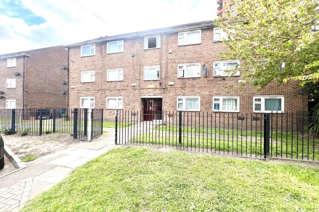 Flat for sale in St. Anns, Barking