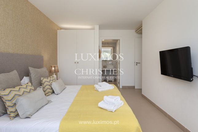 Apartment for sale in Guia, 8200 Guia, Portugal