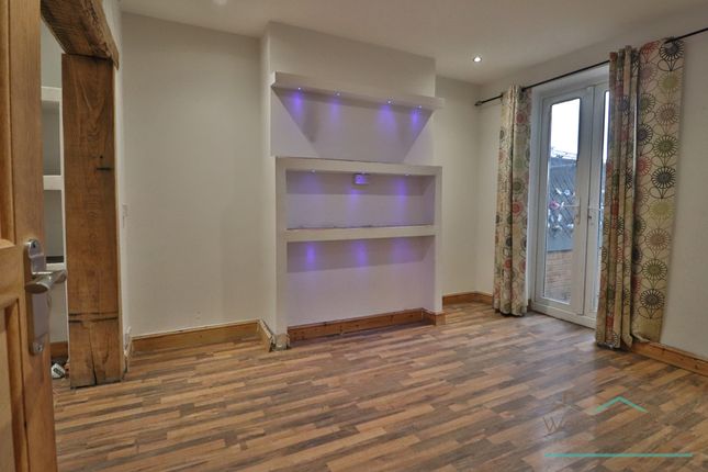 23 Victoria Road, Rushden photo 2