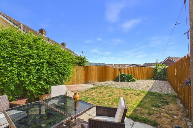 14, Meadway, Caldicot photo 3