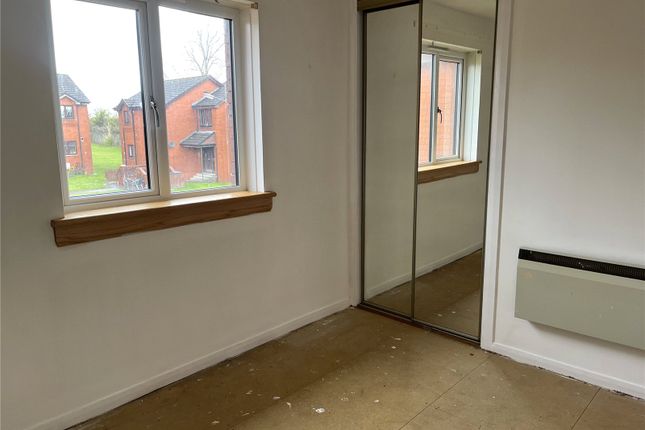 16, The Groves, Glasgow photo 3