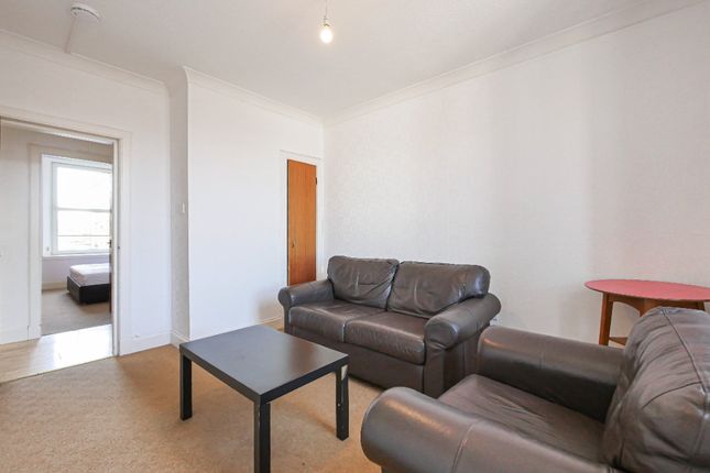 2/1, 19, Ogilvie Street, Dundee photo 4