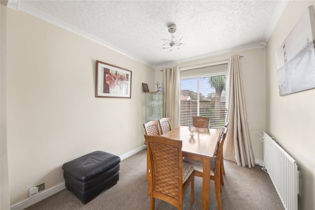 47, Collins Drive, Ruislip photo 4