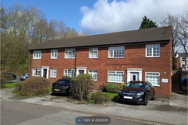 Flat to rent in Curate Street, Stockport SK1