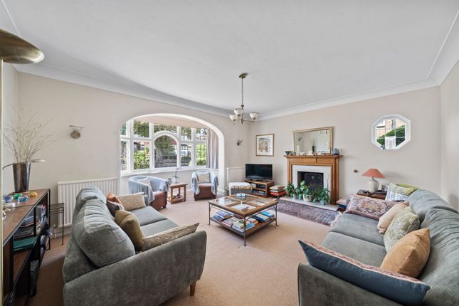 45 Upland Road, Sutton photo 2