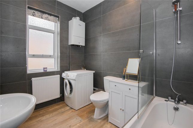 Flat for sale in Stanley Road, Teddington, Middlesex