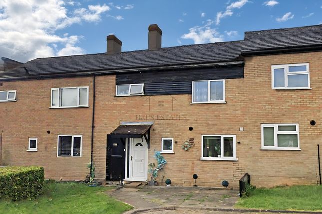 Terraced house to rent in Golden Drive, Eaglestone, Milton Keynes, Buckinghamshire