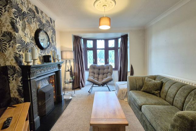 131 Grange Road, Coalville photo 4