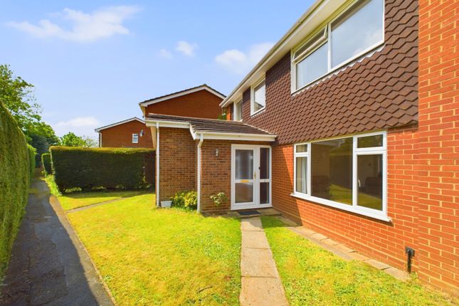 Thumbnail Detached house for sale in Redwood Close, Wing