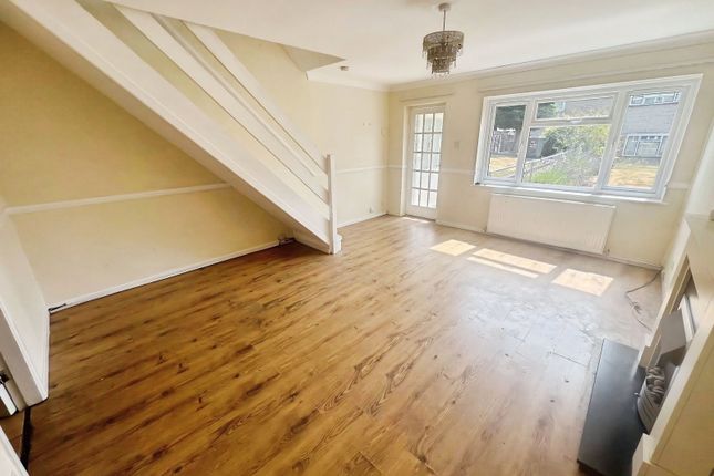 46, Calder Road, Stourport-on-severn photo 3
