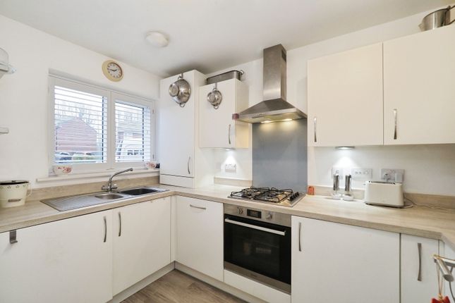 21, Saxelby Close, Riddings, Alfreton photo 2