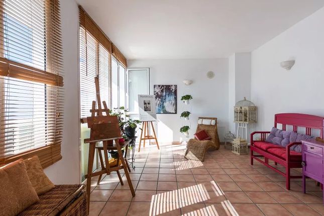 Semi-detached house for sale in Arucas, 35400, Spain