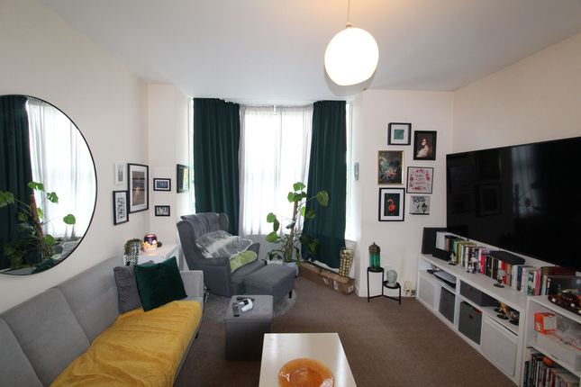 Flat 2, 109 Springvale Road, Sheffield photo 4