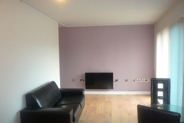 74, IQuarter, Sheffield photo 2