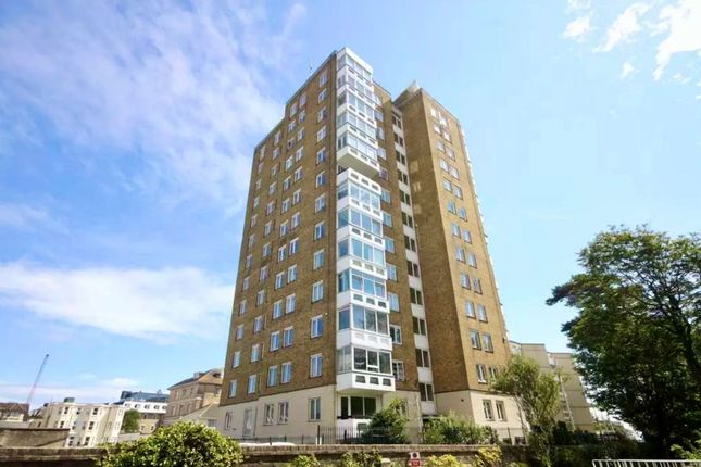 Flat for sale in Flat 22 Tower Court, 14 West Cliff Road, West Cliff, Bournemouth, Dorset