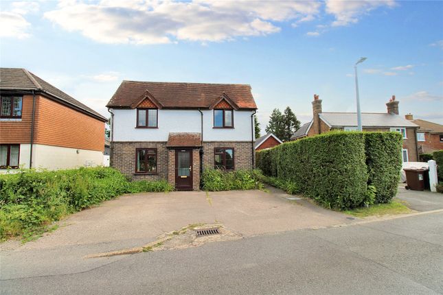 Thumbnail Detached house to rent in Blackness Road, Crowborough, East Sussex
