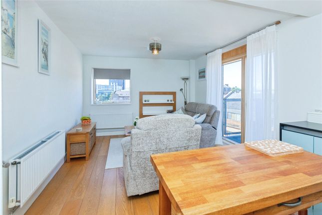 Apartment 39,, Pheonix Square, 11 Morledge Street photo 4