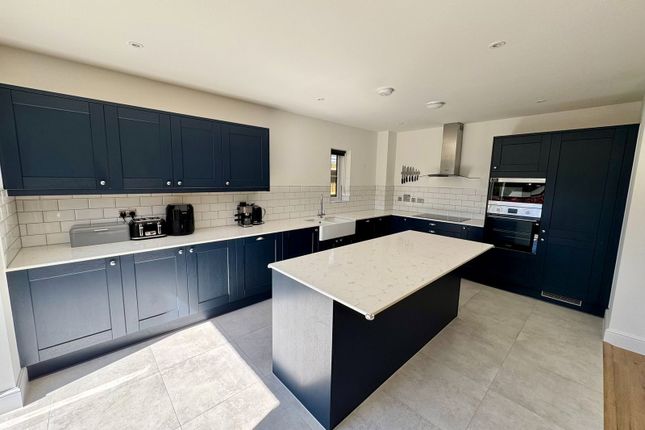 42, Meadow View, Ashford photo 2