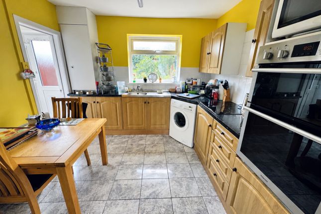 11, St. Bede Crescent, Durham photo 3