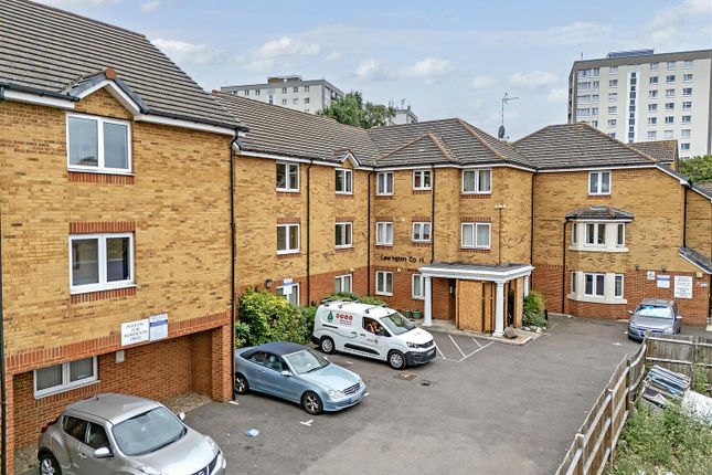 16, Lewington Court, 591 Hertford Road, Enfield photo 2