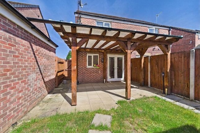 105, Carleton Glen, Pontefract photo 4