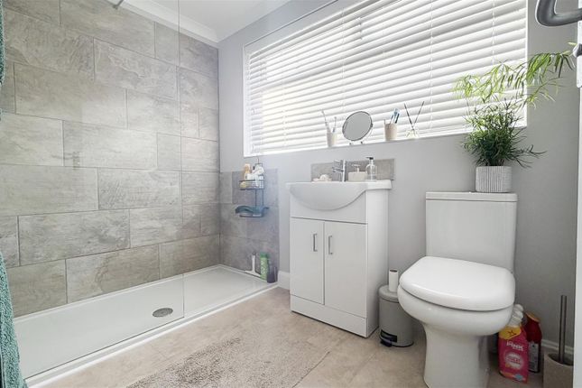 1, Garden Road, Walton On The Naze photo 4