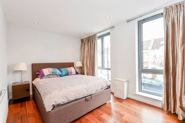 Thumbnail Flat to rent in Elbe Street, Sands End, London
