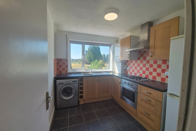 Flat 2, Aylesbury photo 3
