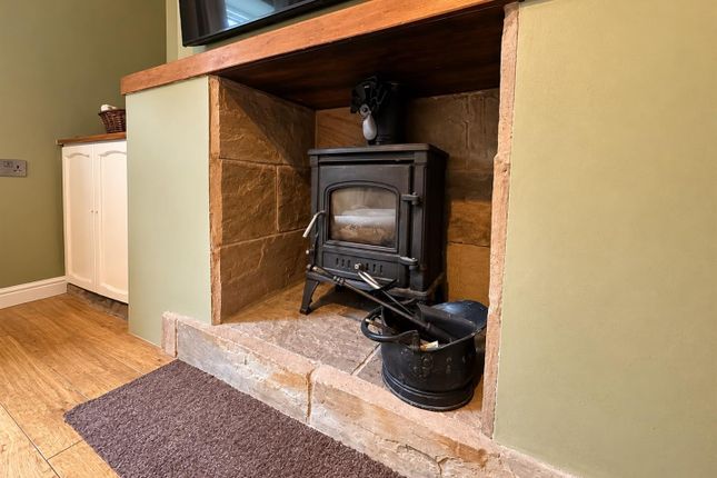 34, Hebble Row, Keighley photo 3