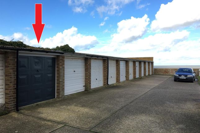 Parking/garage to let in Winston Court, Birchington