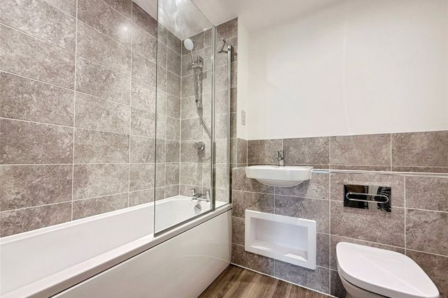 Flat 6, Tilehurst photo 4