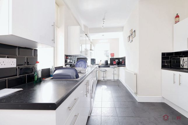 88 South Street, Rotherham photo 2