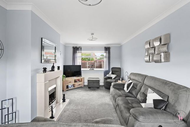 2, Massey Avenue, Winsford photo 2
