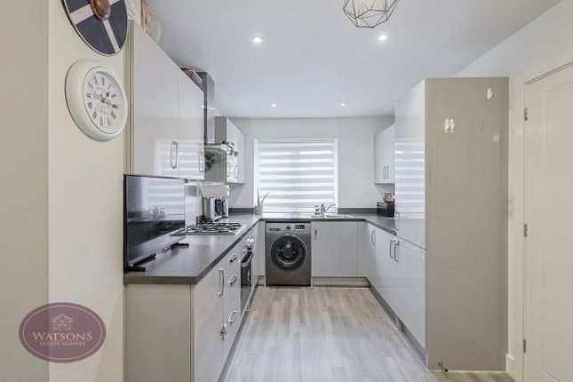 33, Davenport Drive, Nottingham photo 3