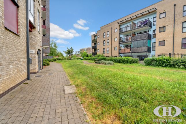2-bed flat on Adamson Court, Fleming Road, Southall, £370,000