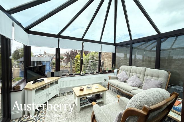 20, Longnor Place, Stoke-On-Trent photo 4
