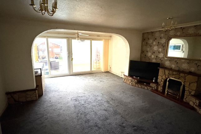4, Goscombe Drive, Penarth photo 4
