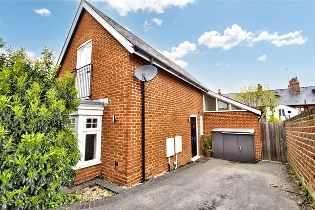 Thumbnail Detached house to rent in Pound Lane, Godalming, Surrey
