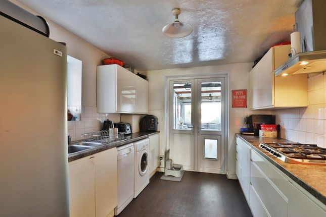5, Leslie Road, Bournemouth photo 3