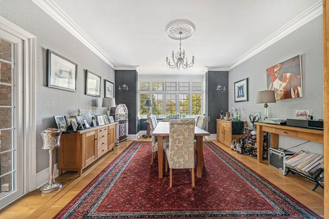 11, Haydn Avenue, Purley photo 3