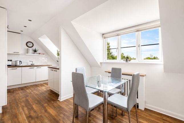 Flat 9, 45, Avian Avenue, St. Albans photo 4