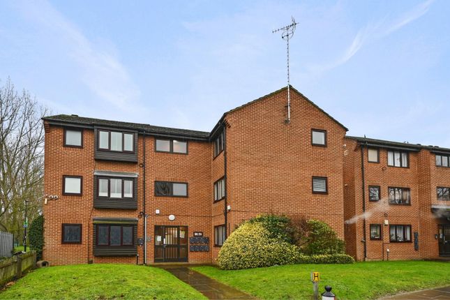 Studio studio on 58, Mansell Road, Acton, £180,000