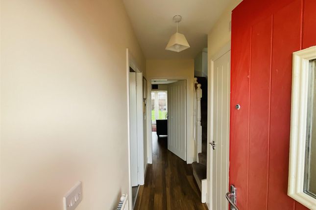 11, Clos Y Doc, Llanelli photo 3