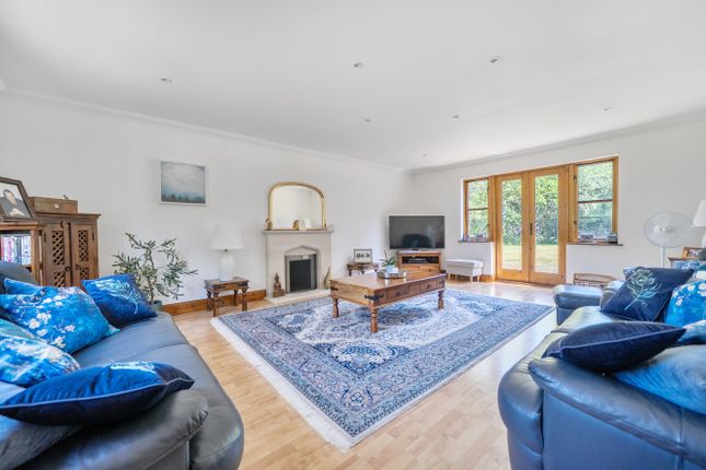 Brookfield,, Park Lane, Wokingham photo 4