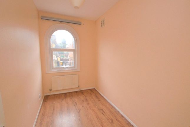 Flat 3, 1, Suffolk Road, London photo 4
